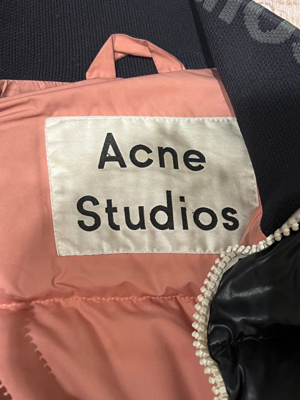 Acne Studios Cilla Puffer in Glossy Black PERFECT Winter Coat - Picture 5 of 8
